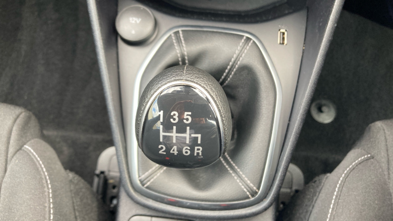 Ford Fiesta 1.0 EcoBoost Hybrid mHEV 125 Titanium 5dr Petrol Hatchback